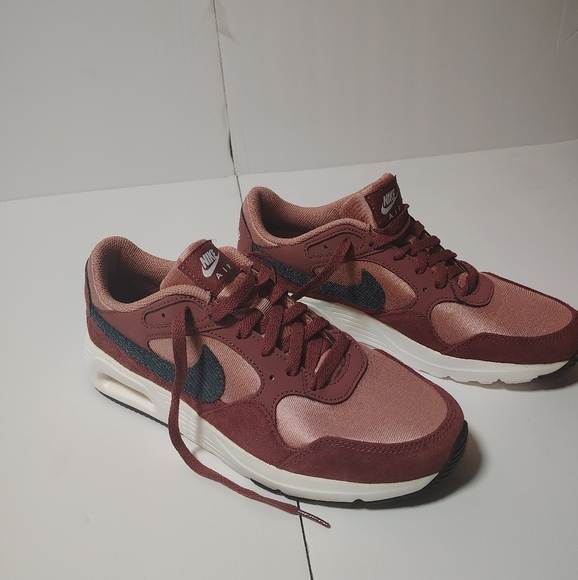 Nike Air Max SC SE Women's  Sneakers Size 9.5 - Picture 1 of 9